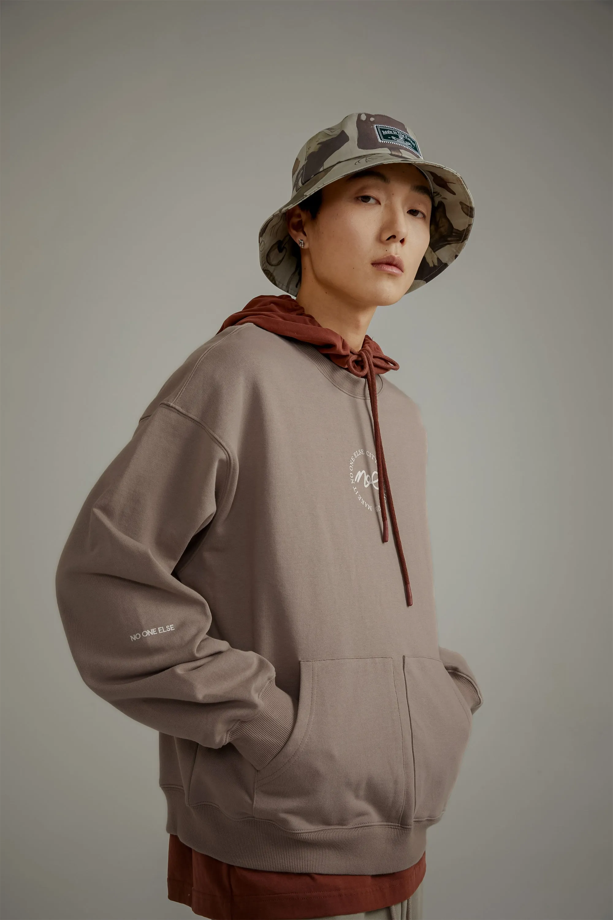 Athletic Club Sweatshirt mit lockerer Passform und Tasche