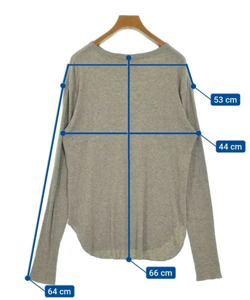 Zweite Klasse T-Shirts/Oberteile