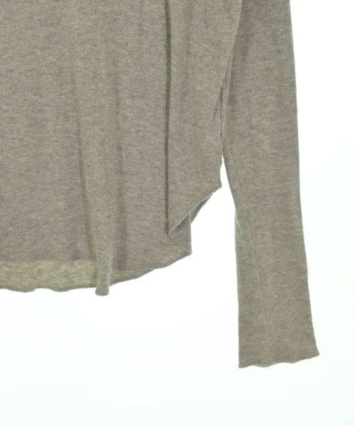Zweite Klasse T-Shirts/Oberteile