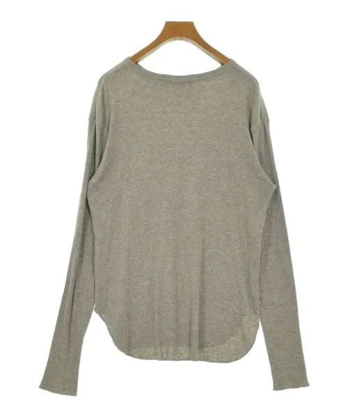 Zweite Klasse T-Shirts/Oberteile