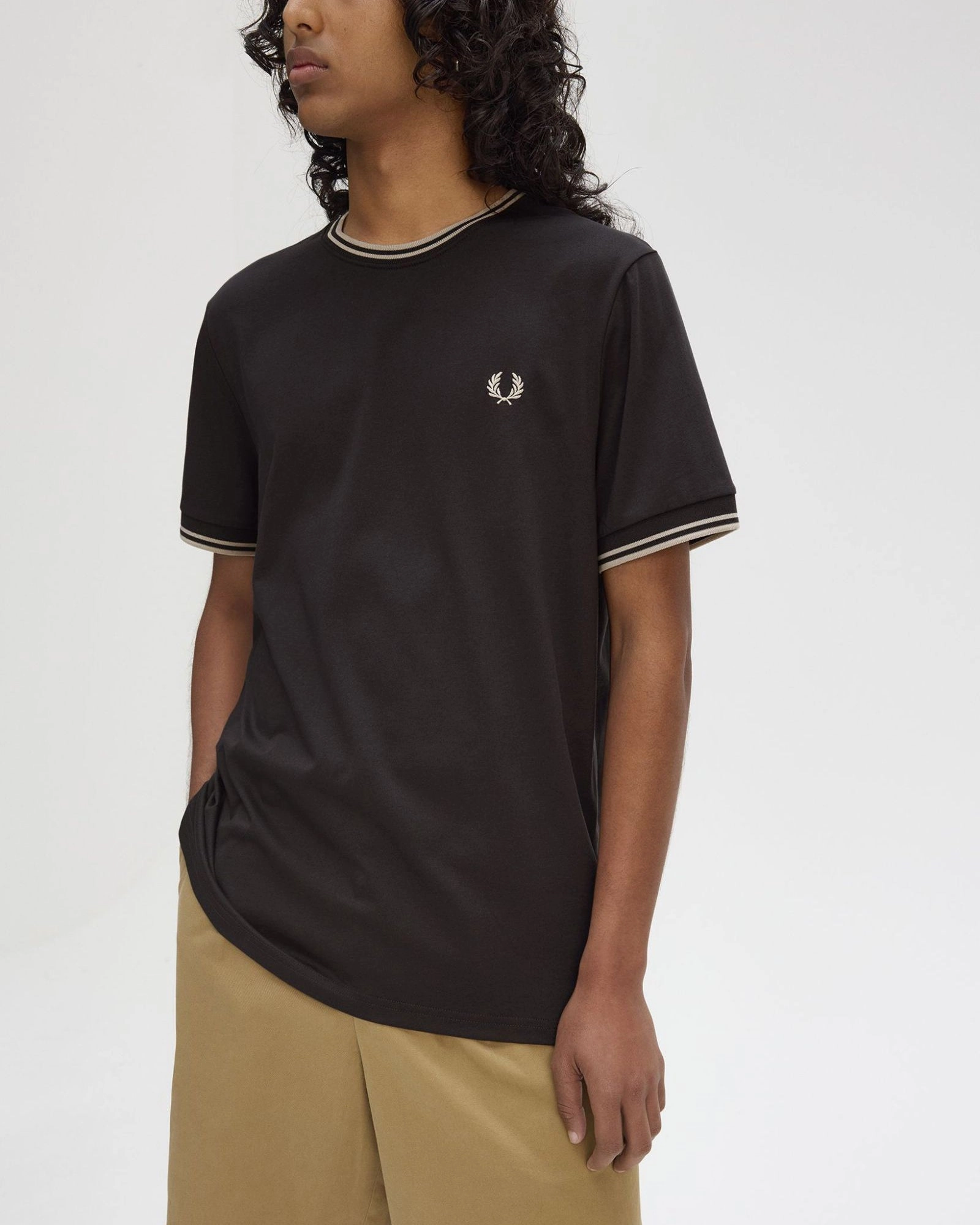 Fred Perry Twin Tipped T Shirt - Anchor Grey / Oatmeal
