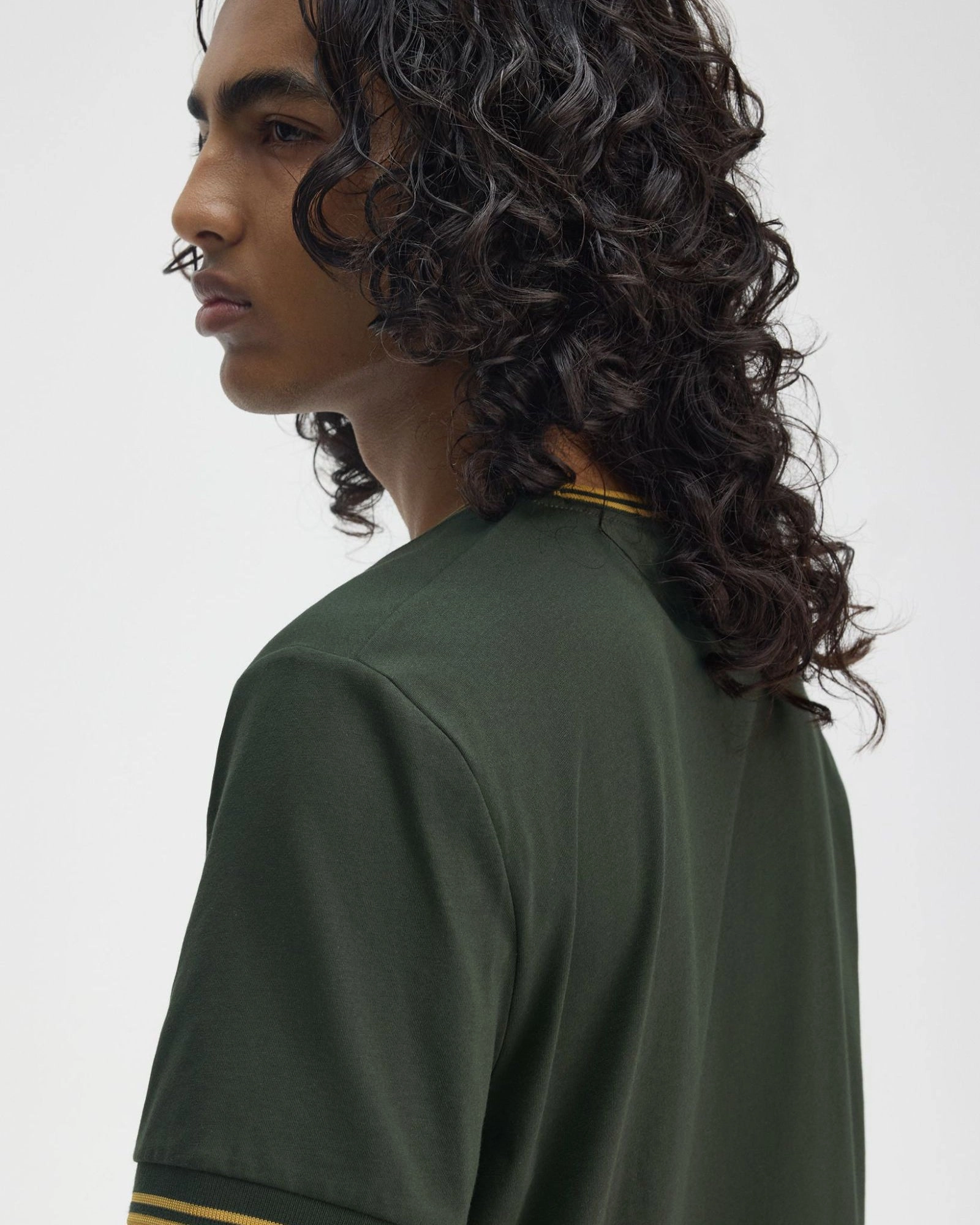 Fred Perry Twin Tipped T Shirt - Court Green / Honeycomb