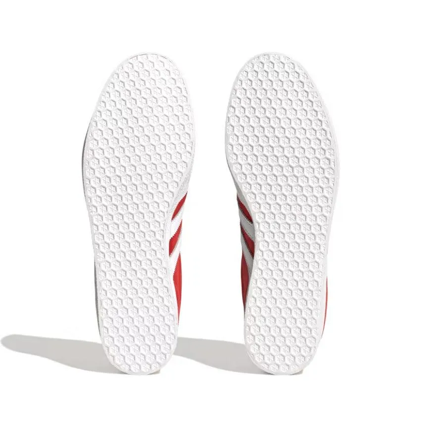 Gazelle 85 'Better Scarlet'