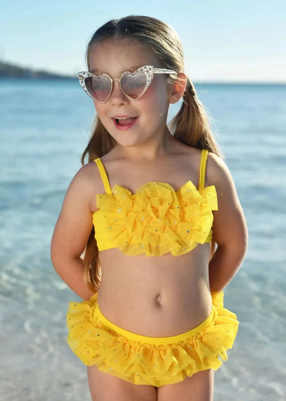 Mädchen Alissia Funkelnder Bikini in Gelb