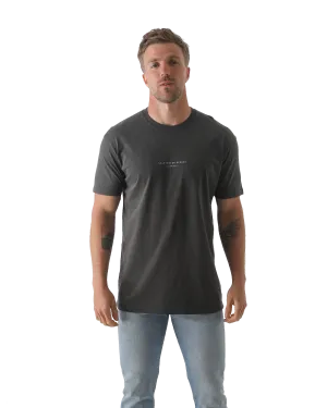 Hideout T-Shirt in Verblasstem Schwarz