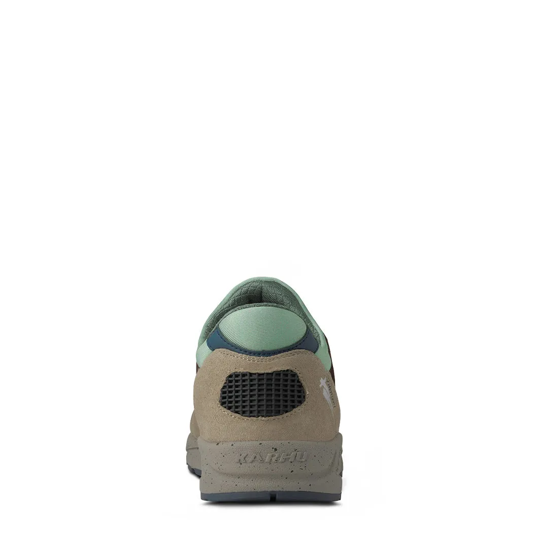 Karhu Aria 95 Schiefergrün / Cappuccino
