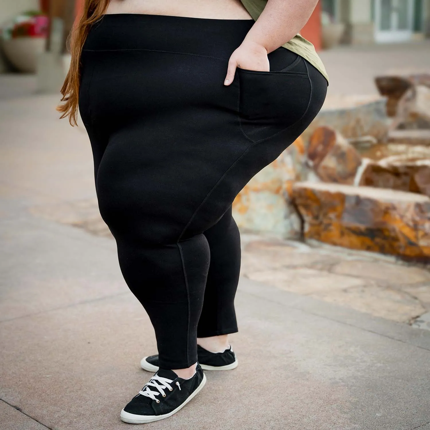 Kurze, blickdichte Leggings - Schwarz (V2)