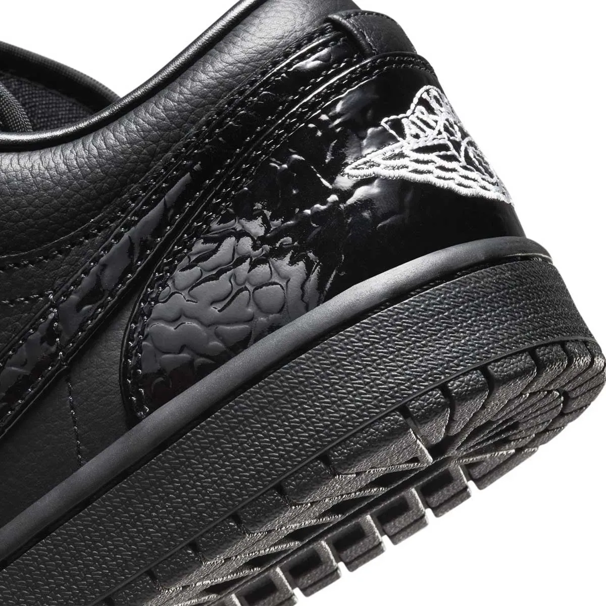 Wmns Air Jordan 1 Low 'Black Croc'